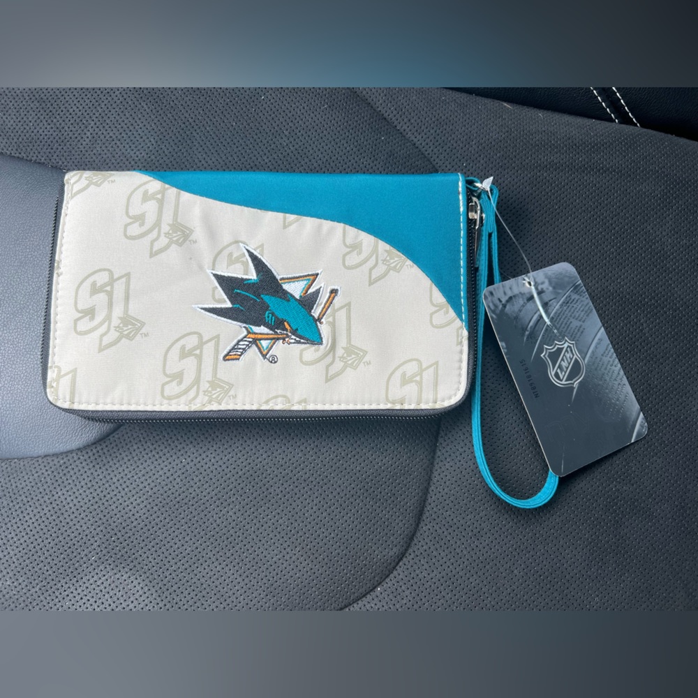 NHL Officially Licensed San Jose Shark Zipper Wallet - Brand New with Tags